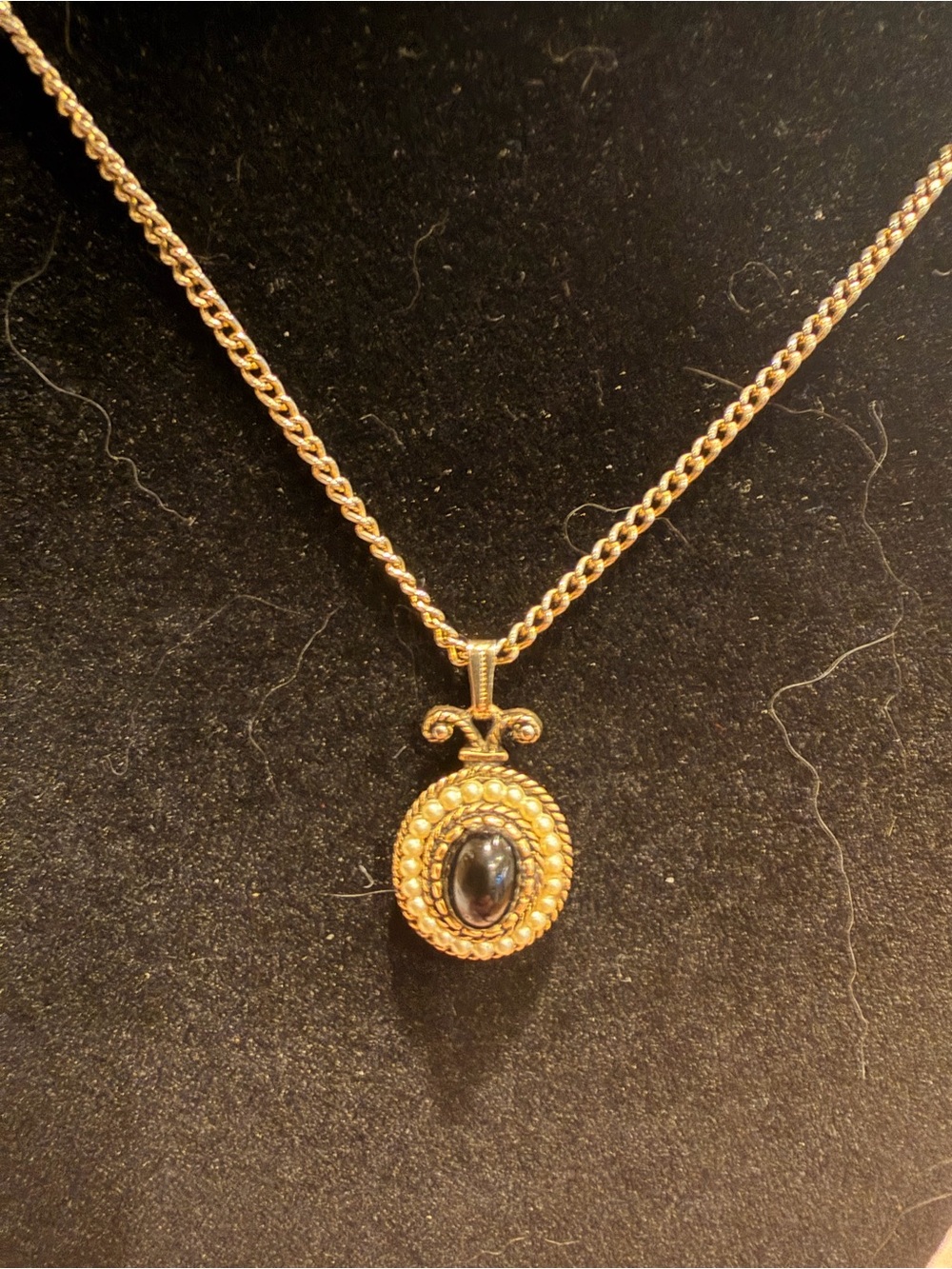 AVON Gold-Tone Black Stone Pendant Necklace